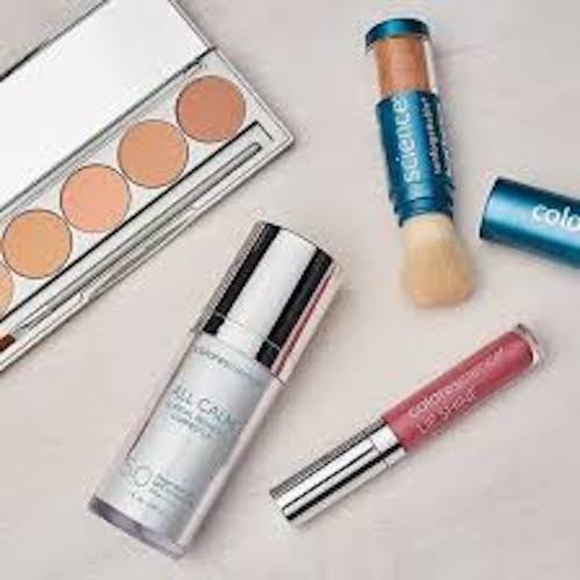 Bare Minerasl and Colorescience Brushon Sunscreen - Picture 6 of 11